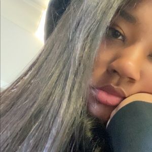 Meet your Posher, Sasha